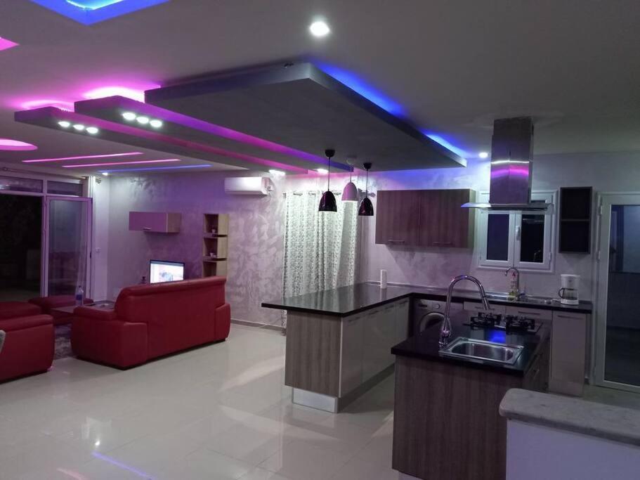 Magnifique Villa Avec Piscine Sur L'Ile De Djerba Pour Vacances Arkou Exteriör bild