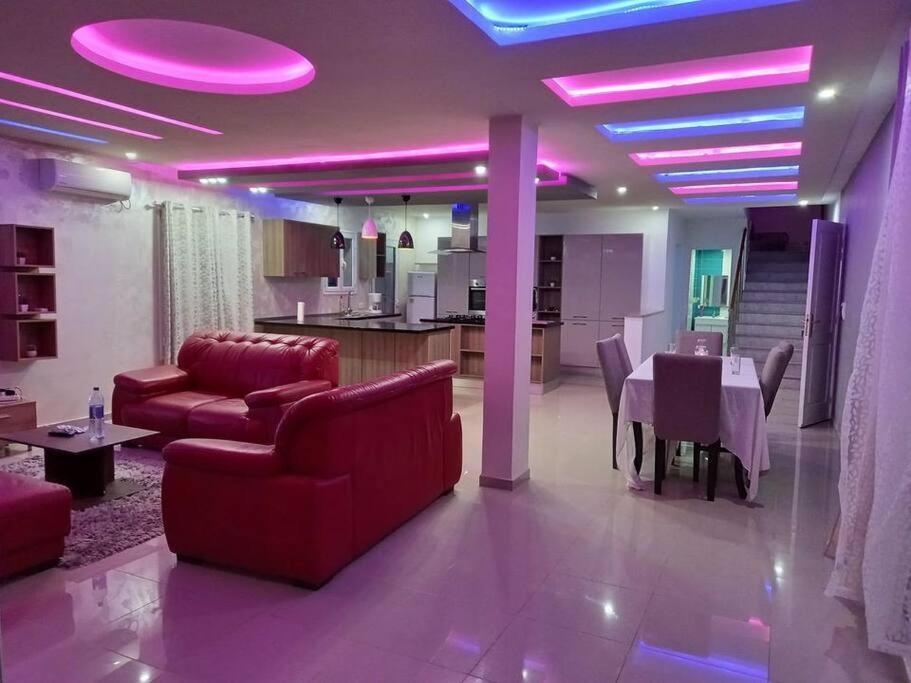 Magnifique Villa Avec Piscine Sur L'Ile De Djerba Pour Vacances Arkou Exteriör bild